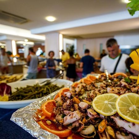 Futura Club Torre Rinalda Hotel Ngoại thất bức ảnh