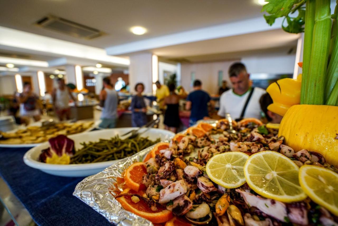 Futura Club Torre Rinalda Hotel Ngoại thất bức ảnh